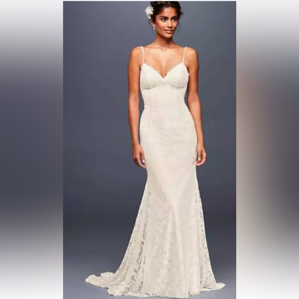 GALINA LACE WEDDING DRESS